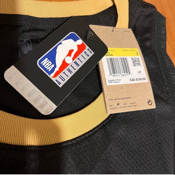 It is a new and athletic jersey pls buy - Picture 3 of 4